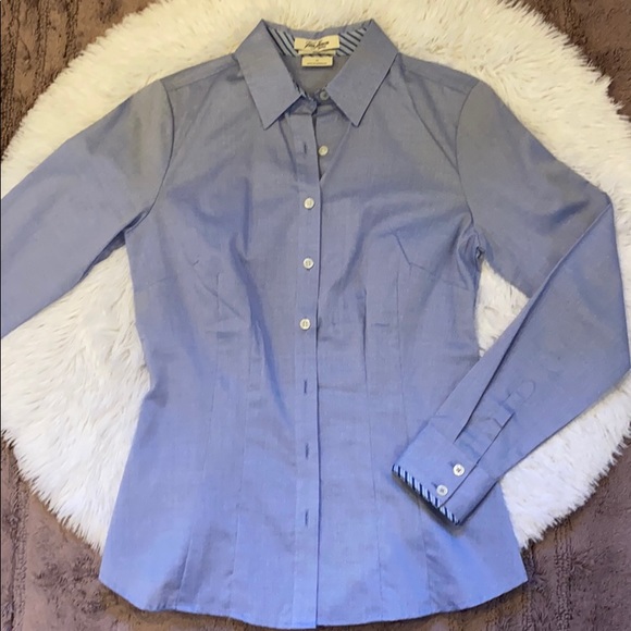 Van Heusen Tops - VanHeusen Fitted Shirt Size XS